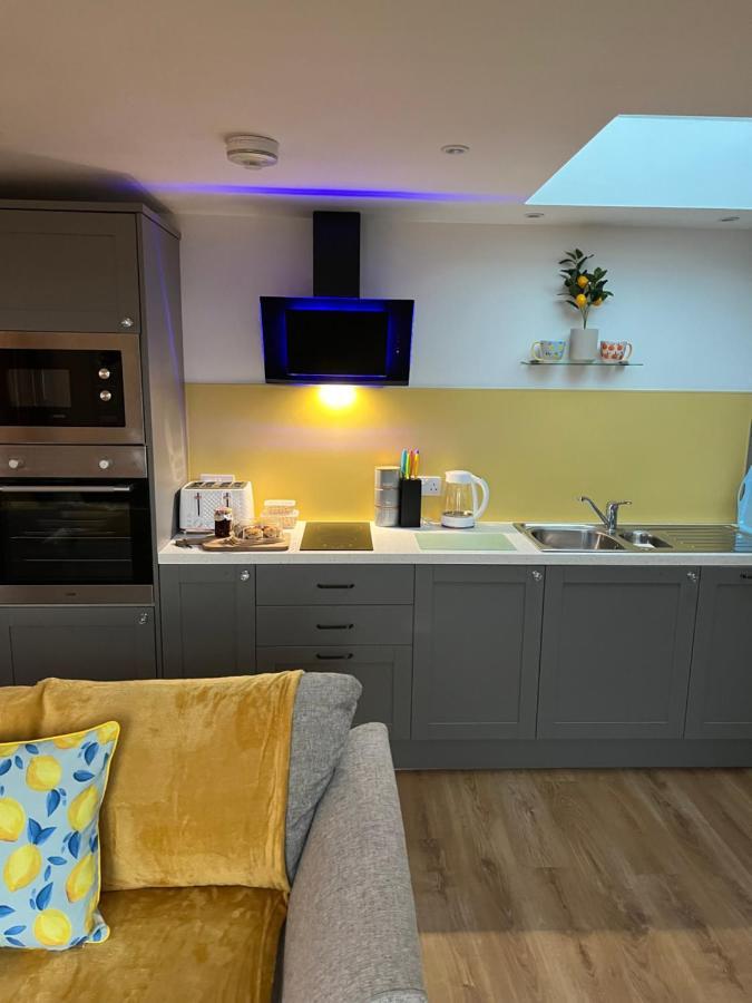 Citrus Chalet Редрут Екстер'єр фото